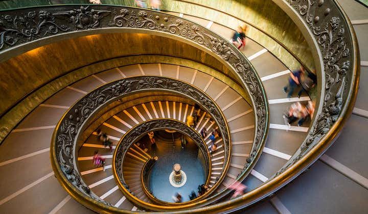 Snelle tour door het Vaticaan met musea, de Sixtijnse Kapel en de Stanze di Raffaello 