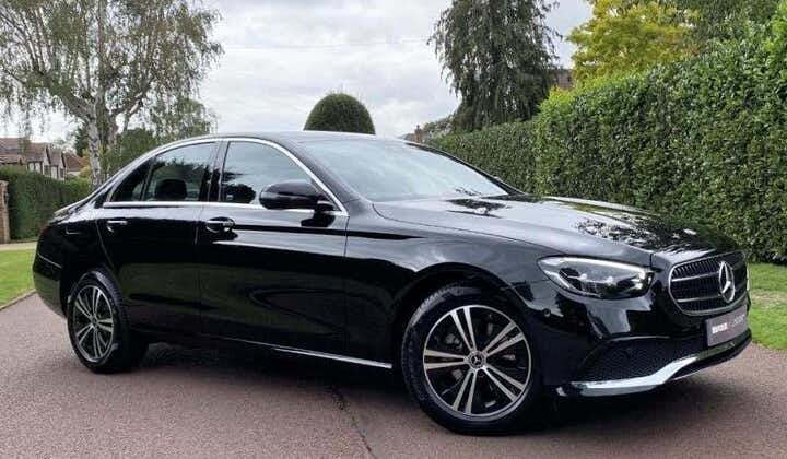Private Sedan Transfer from Gatwick Airport LGW to Central London