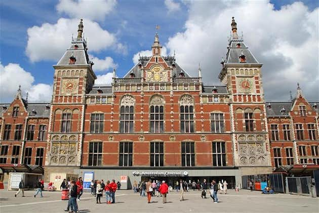 An Amsterdam Introduction: A Self-Guided Audio Tour of the City's Origins