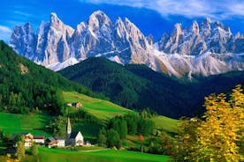 Från Bolzano: Episcopal City of Bressanone, Novacella Abbey och Funes Valley