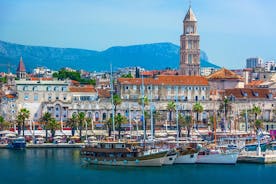 Privétransfer van Pula naar Split met 2 uur sightseeing