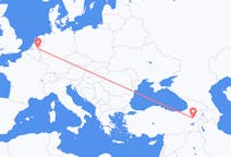 Flyg från Eindhoven, Nederländerna till Ağrı merkez, Turkiet