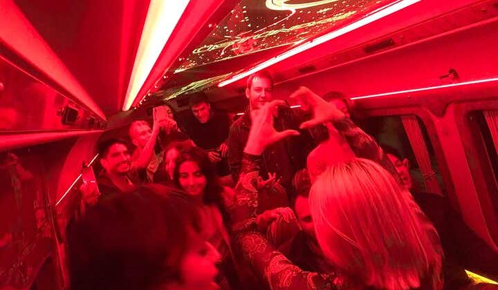 #1 vurderet Istanbul Party Pub Crawl med Party Bus/Sultanahmet&Taksim