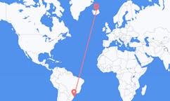Flyreiser fra byen Florianópolis, Brasil til byen Akureyri, Island