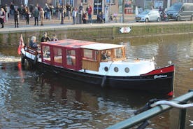 Sebi 乘船游览 - 阿姆斯特丹小团体运河游船，提供荷兰小吃和饮料