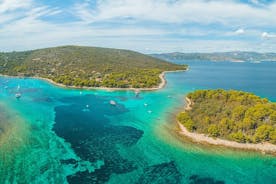 Blue lagoon & Shipwreck - Private half day tour from Split town