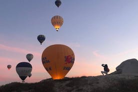 Sunrise Trekking Tour with Balloon Flight watching