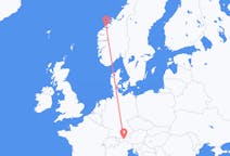 Fly fra Molde til Innsbruck