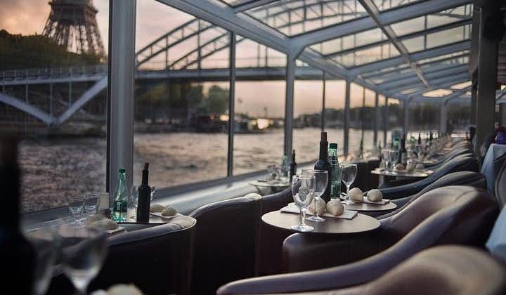 Seine River 3-Course Dinner and Sightseeing Cruise in Paris