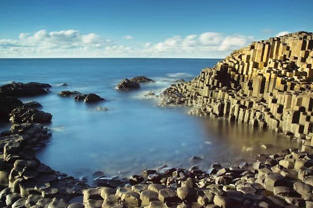 Giant's Causeway Day Tour and Belfast City Tour 1 Day Pass