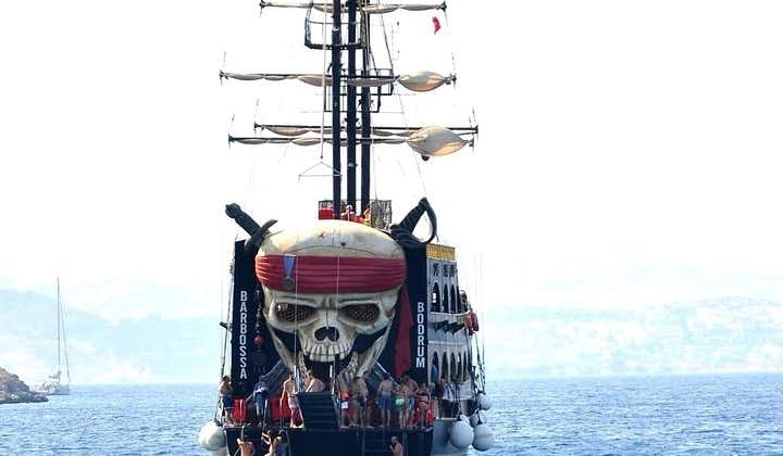 Paseo en barco pirata desde Bodrum (todo incluido)