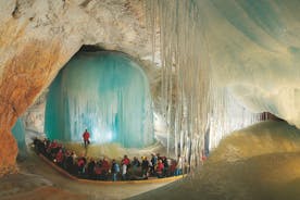 Privat tur til verdens største isgrotter og Werfen fra Salzburg