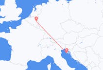 Flyg från Pula, Kroatien till Liège, Belgien