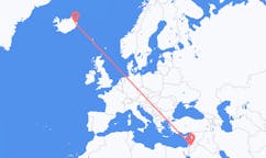 航班从约旦安曼市到埃伊尔斯塔济市，冰岛塞尔