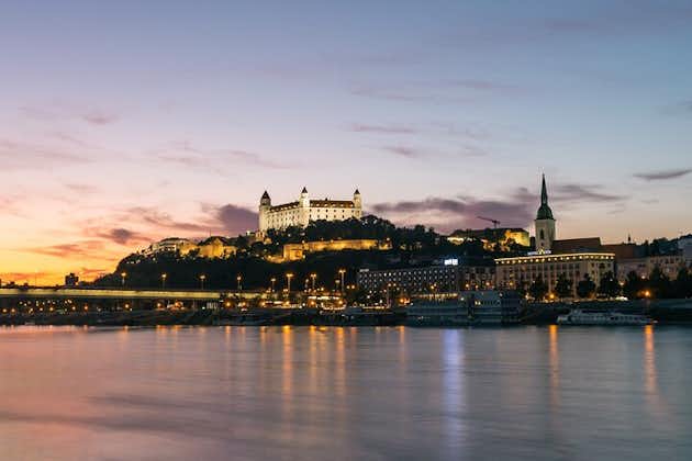 Private transfer from Budapest to Prague with a Sightseeing stop in Bratislava