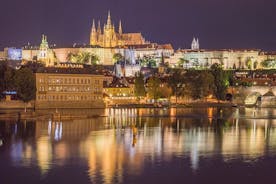 Transfert privé de Passau à Prague avec 2 heures de visite du chauffeur local