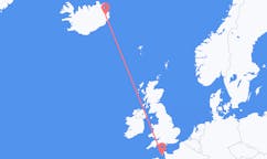 Flyreiser fra byen Saint Helier, Jersey til byen Egilsstaðir, Island