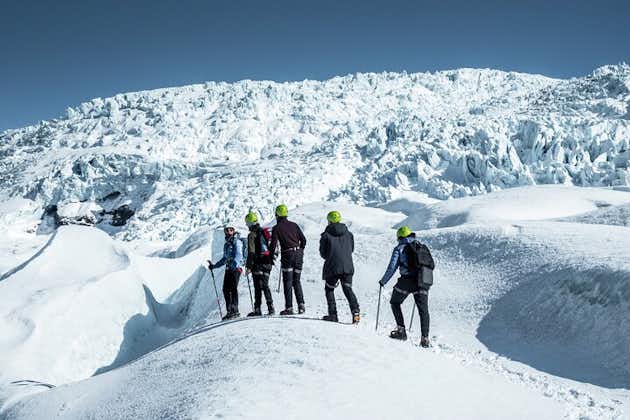Skaftafell Glacier Hike 3 tunnin pieni ryhmäkierros