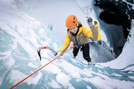 Escalade sur glace capturée - Photos professionnelles incluses en Islande