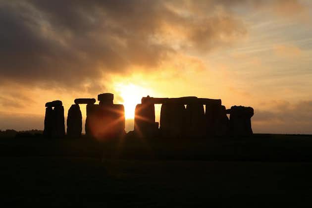Tour di Stonehenge del solstizio d'estate da Londra: vista del tramonto o dell'alba