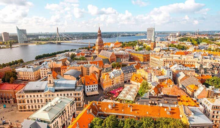 Riga Scavenger Hunt and Best Landmarks Self-Guided Tour