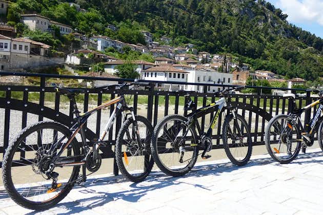 Cykeluthyrning och cykelturer i Berat av 1001 albanska äventyr