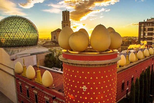 Tour di Girona e Figueres per piccoli gruppi con Museo Dalí e prelievo in hotel