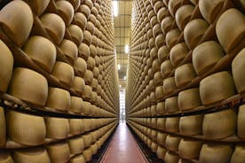 Tour con degustazione di formaggio Parmigiano Reggiano