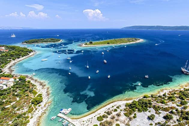 Delt halvdagstur til Blue Lagoon, Shipwreck & Trogir Island