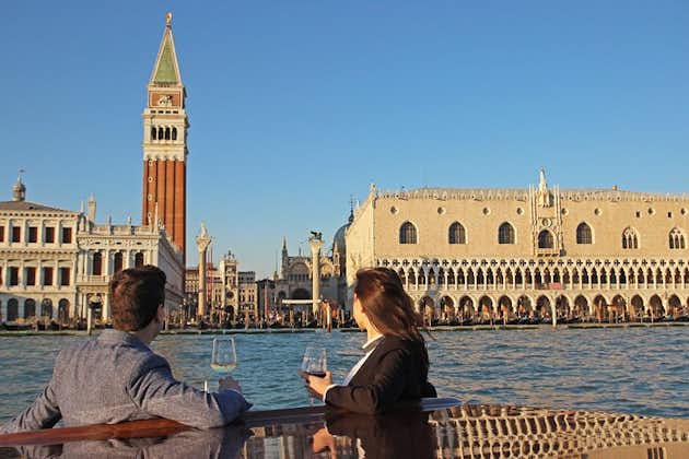 Tour in barca a Venezia + Esclusivo spettacolo del vetro di Murano