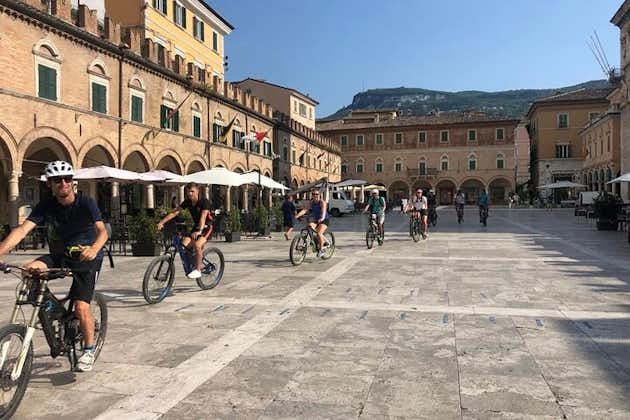 Spannende E-Bike-Tour zwischen den Schönheiten und der Geschichte von Ascoli