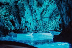Caverna azul, Mama Mia e Hvar, passeio de lancha em 5 ilhas saindo de Trogir