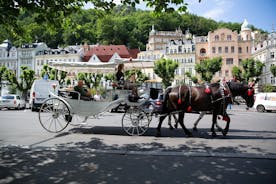 Karlovy Vary: visita la città termale più bella in un tour privato