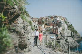 Private Vacation Photography Session with Local Photographer in Cinque Terre