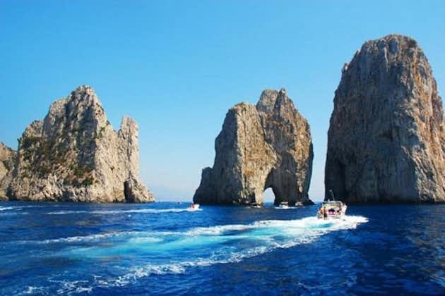 Ganztägige stressfreie Tour nach Capri und zur Blauen Grotte ab Rom