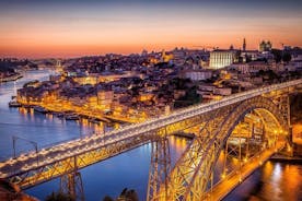 Overfør Porto - Aeroport / Op til 4 passagerer