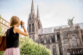 Photo of panoramic view of the city of Clermont-Ferrand with its cathedral, France.