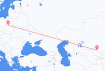 Flüge von Türkistan, nach Warschau