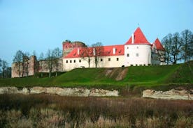 Mini Baltic Tour: Vilnius - Trakai - Kryds Hill - Rundale - Bauska - Riga
