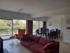 Mayra Seafront Luxury Apartment (Breakbooking-Cy)