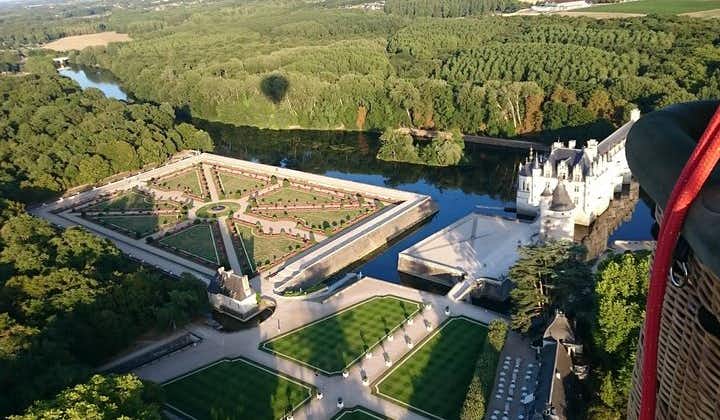 Hot-Air Balloon Ride over the Loire Valley, from Amboise or Chenonceau