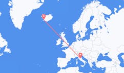 航班从意大利佩鲁贾市到雷克雅维克市，冰岛塞尔