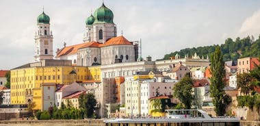 Customized Private Tour to Salzburg for Cruise Guests from Linz or Passau