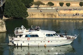 Sortie en Voile sur un Yacht Exclusif avec Menu Dégustation et Boissons