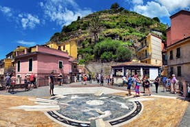 Cinque Terre Vernazza Manarolan ja Corniglian kanssa Livornon risteilysatamasta