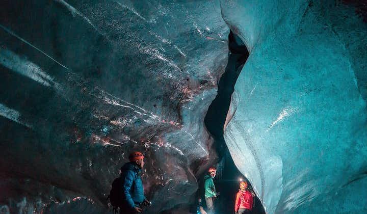 3-Day Golden Circle, Ice Cave, Glacier Lagoon and Canyon Tour