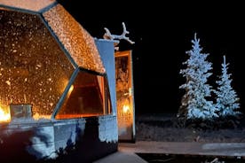 Cena de fiesta PRIVADA en un iglú de cristal bajo la aurora boreal