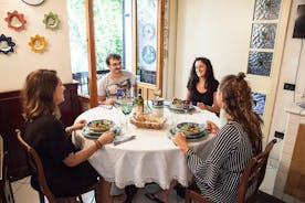 Cesarine：地元の家でのコモショーの料理と食事の経験