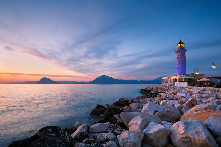 Photo of lighthouse in Patras, Greece.