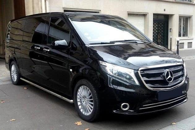 Arrival Private Transfer: Manchester Airport MAN to Liverpool in Luxury Van